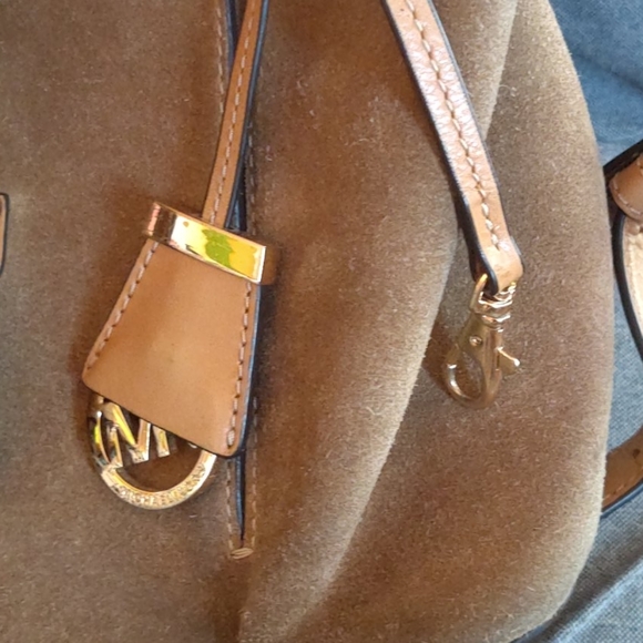 Michael Kors suede backpack w/ smooth leather back - crrs.pl display picture 3